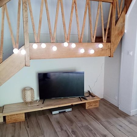 Maison Pres Des Bois Joué-lés-Tours Dış mekan fotoğraf